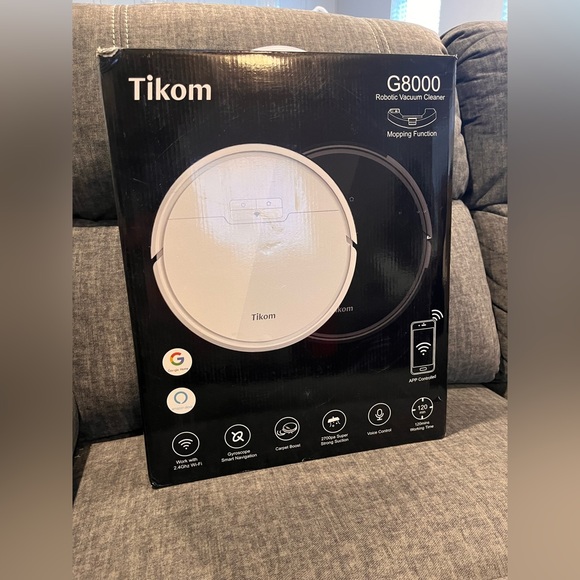 Tikom Robot Vacuum and Mop - Picture 2 of 4